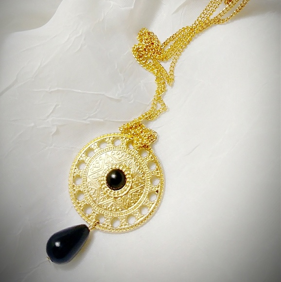 Long Sweater Chain - Picture 2 of 4